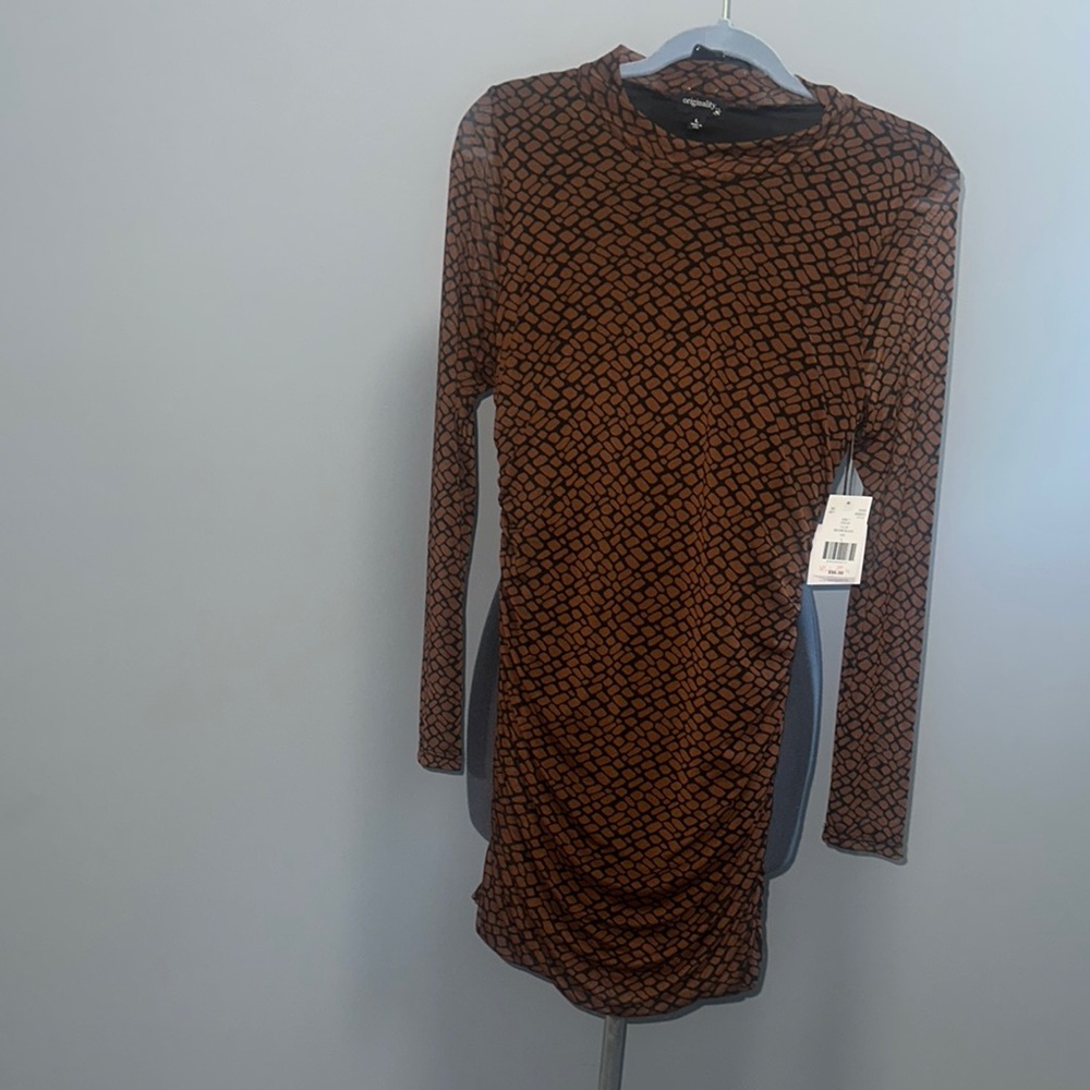 **BRAND NEW** ORIGINALITY PATTERNED MINI DRESS